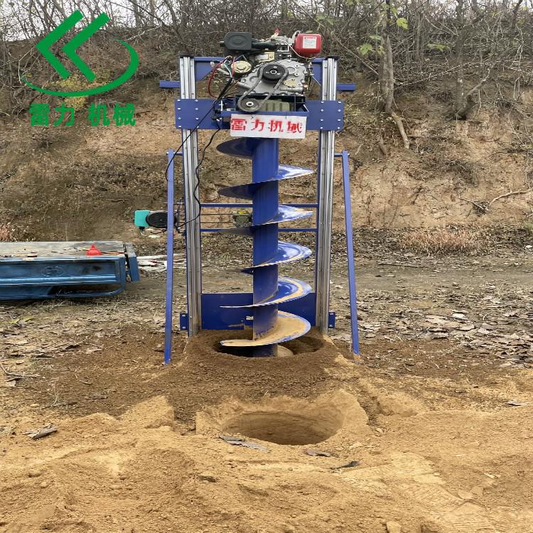 自動打樁鉆孔機(jī).jpg